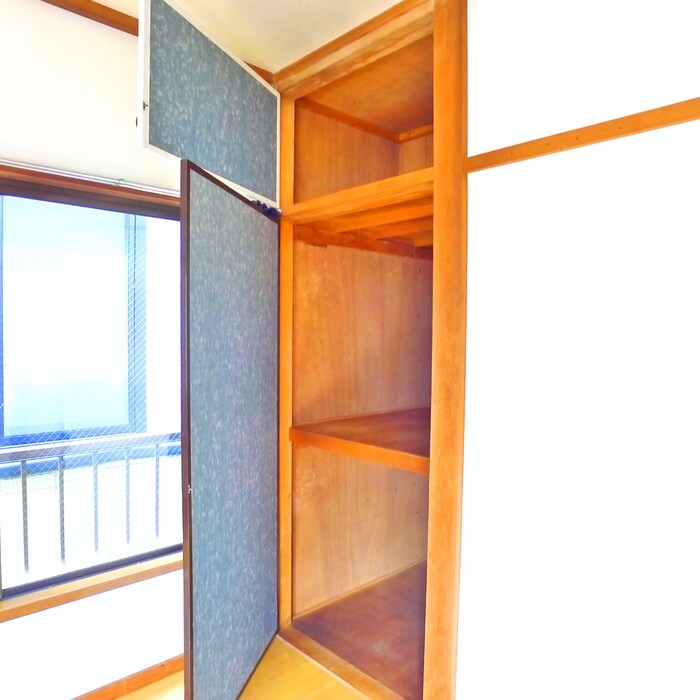 物件内観写真16　(収納)