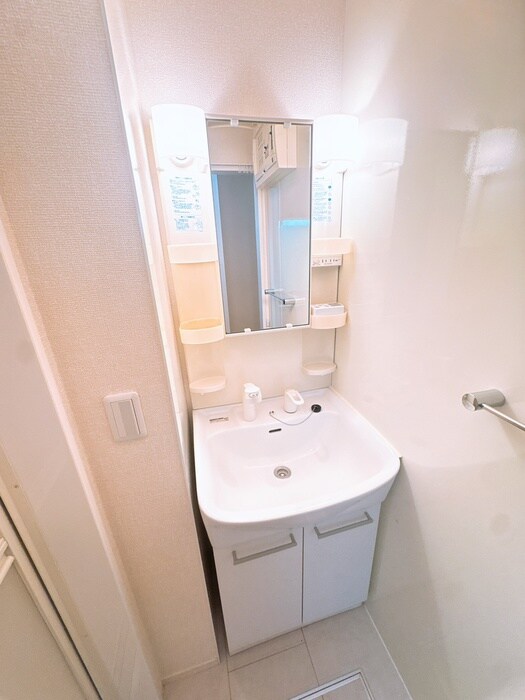 物件内観写真10　(洗面)