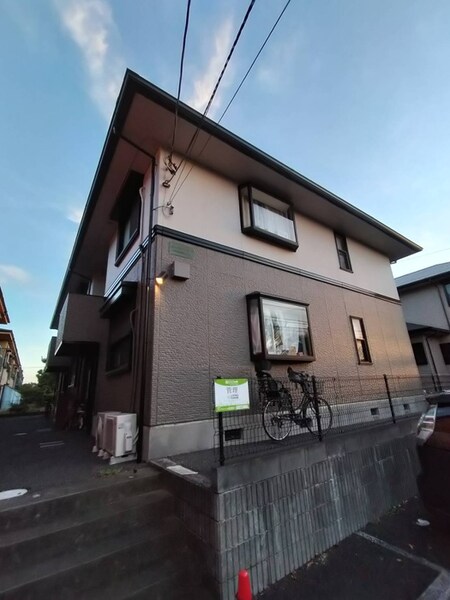 ユーワハイツ外観写真