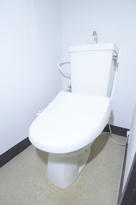 物件内観写真15　(トイレ)