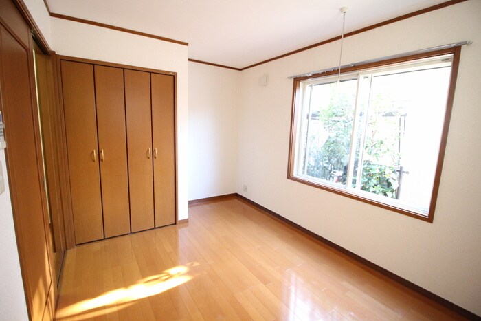 物件内観写真8　(居室)