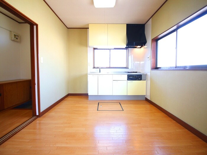 物件内観写真10　(居室)