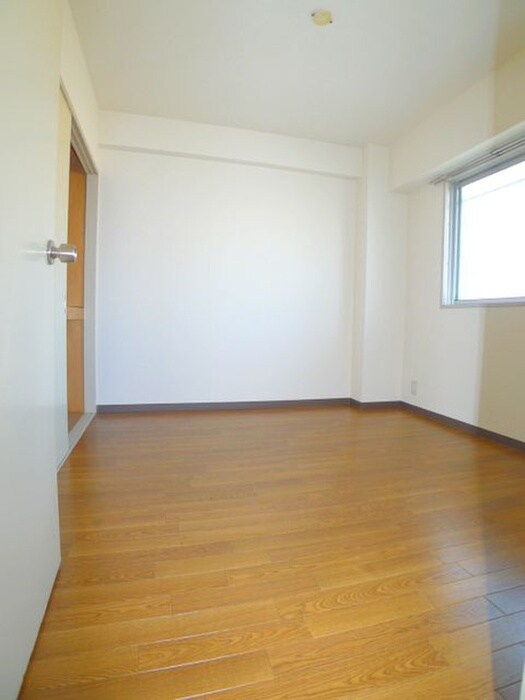 物件内観写真10　(内観写真)