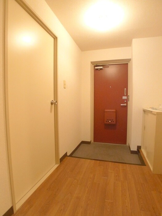 物件内観写真15　(靴箱)