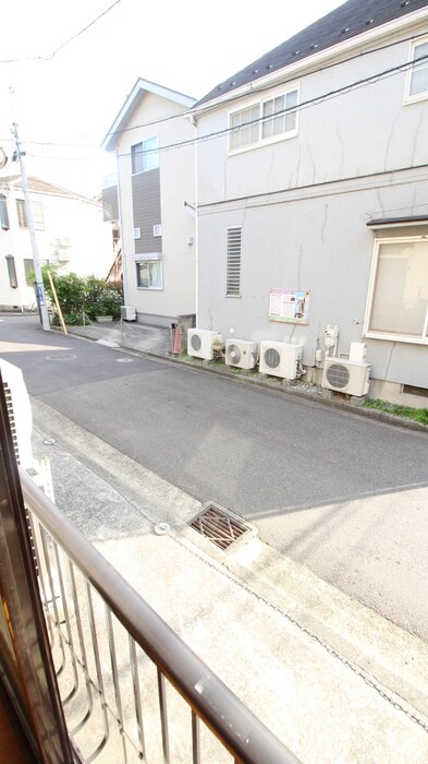 物件内観写真15　(室内からの展望)