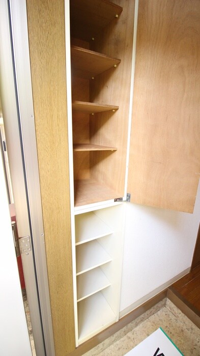 物件内観写真18　(靴箱)