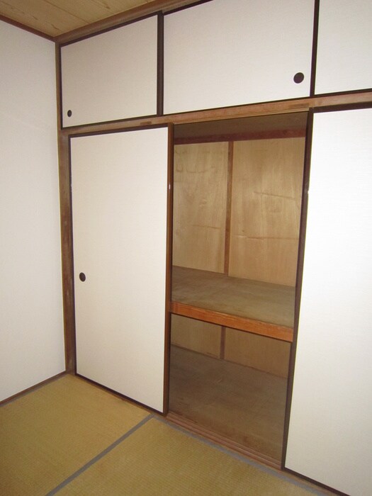 物件内観写真10　(収納)