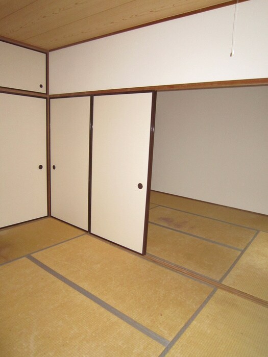 物件内観写真19　(居室)