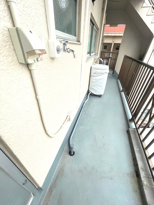 物件内観写真10　(洗濯機置場)