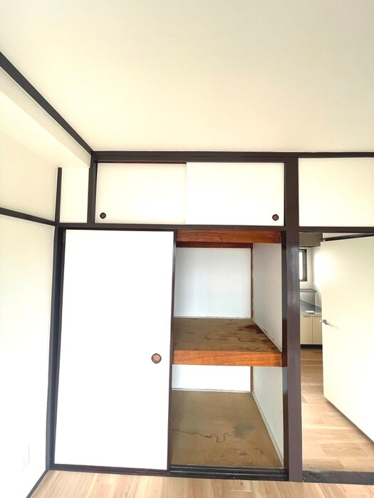 物件内観写真11　(収納)