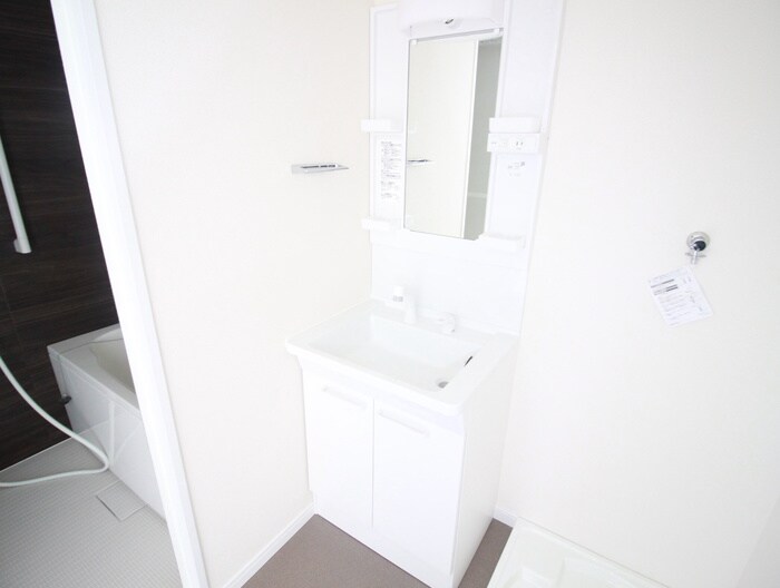 物件内観写真10　(洗面)