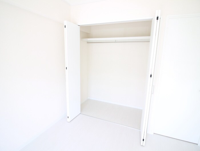 物件内観写真13　(収納)