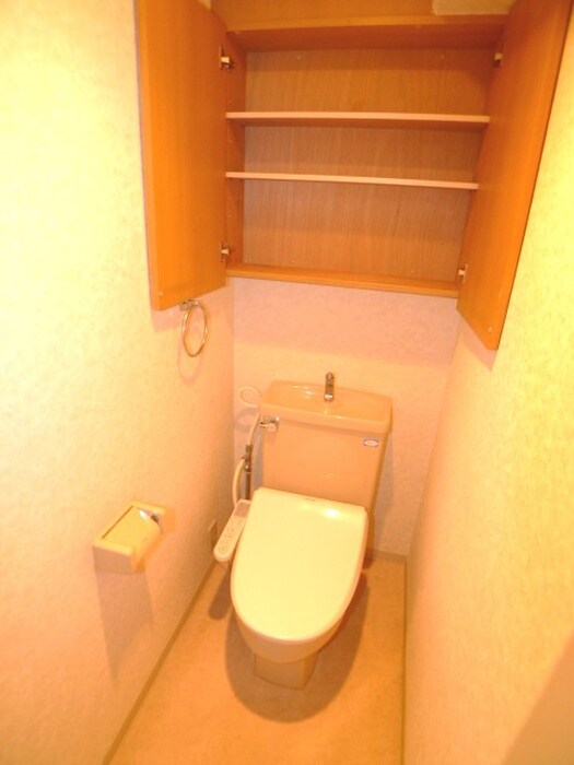 物件内観写真8　(トイレ)