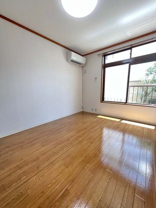 物件内観写真7　(居室)