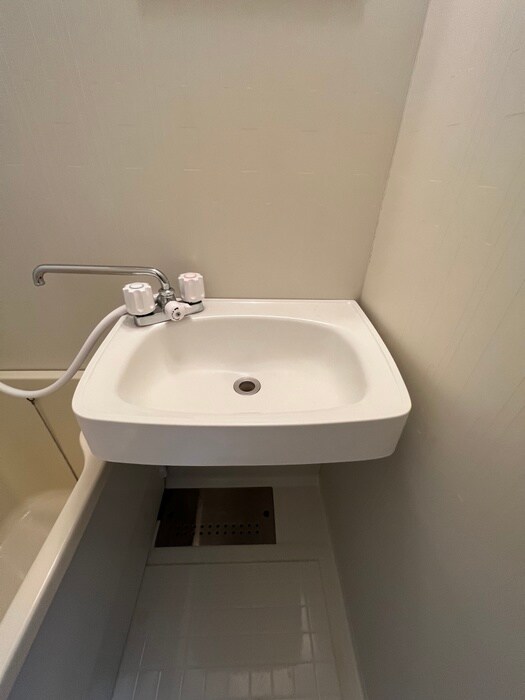 物件内観写真13　(洗面)