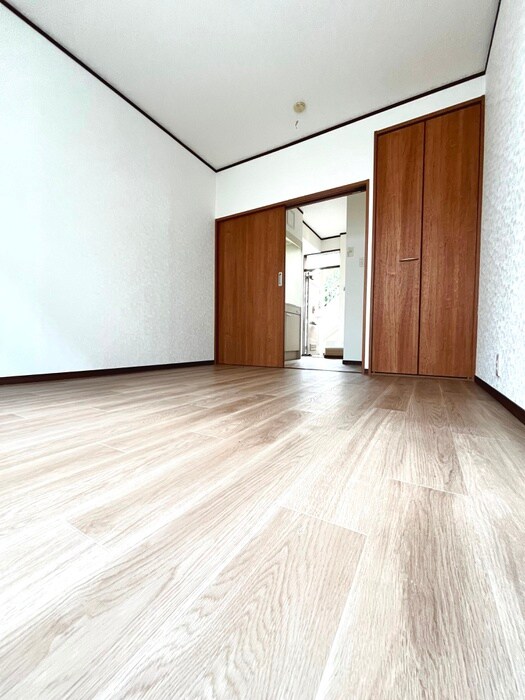 物件内観写真22　(居室)