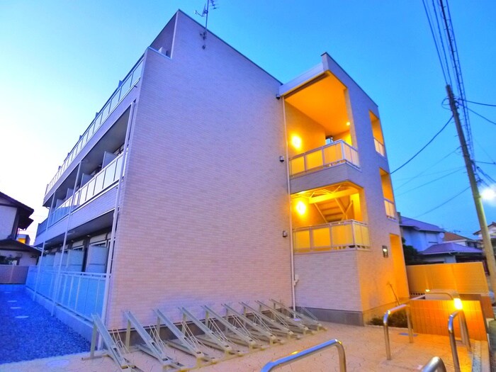 物件外観写真1　(外観写真)