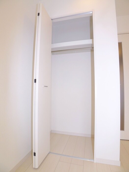 物件内観写真10　(収納)
