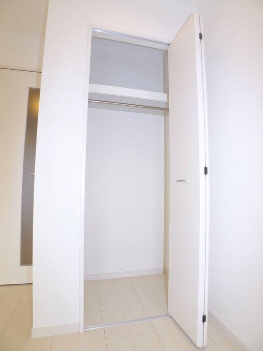 物件内観写真13　(収納)