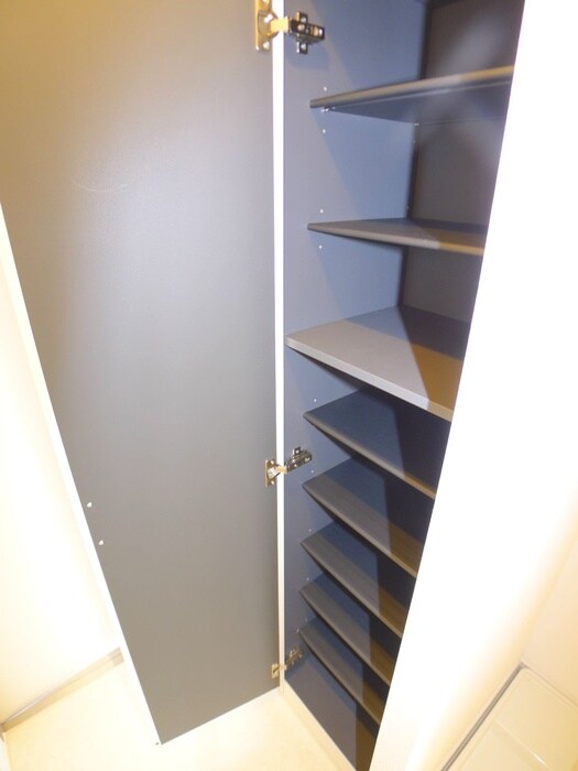 物件内観写真18　(靴箱)