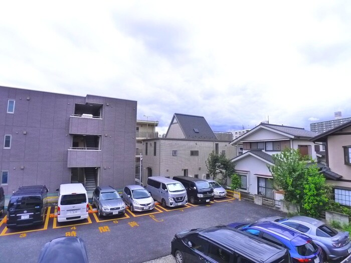 物件内観写真21　(室内からの展望)