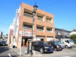 小山ビル外観写真