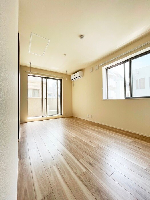 物件内観写真12　(居室)