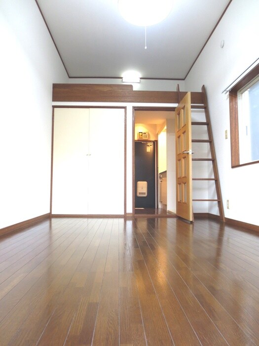 物件内観写真13　(居室)