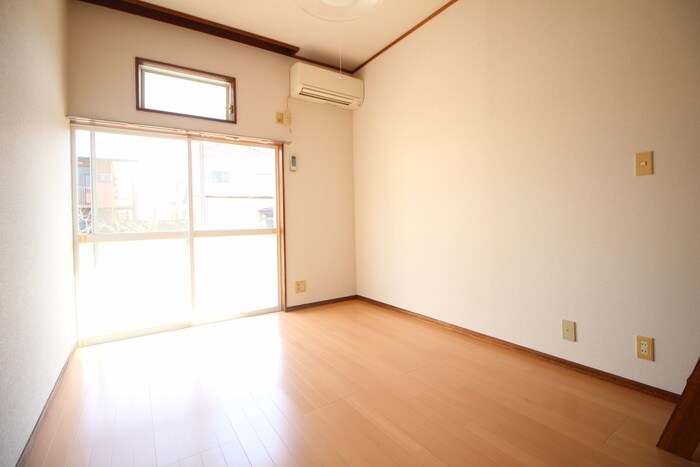 物件内観写真17　(居室)