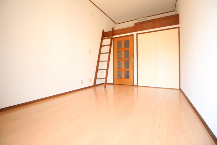 物件内観写真18　(居室)