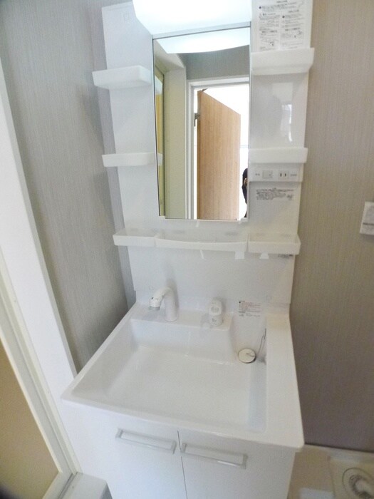 物件内観写真13　(洗面)