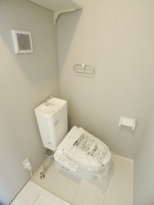 物件内観写真15　(トイレ)