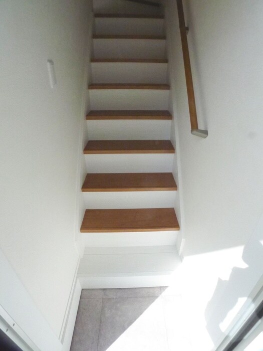 物件内観写真19　(玄関)