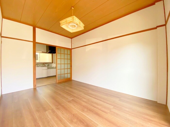 物件内観写真8　(居室)