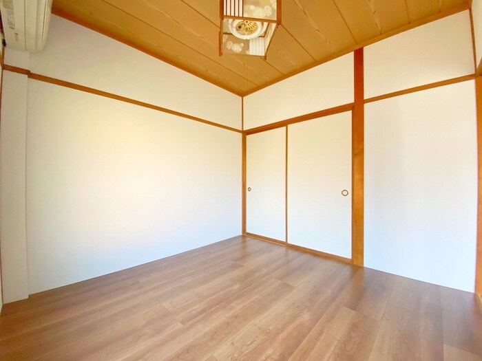 物件内観写真10　(居室)