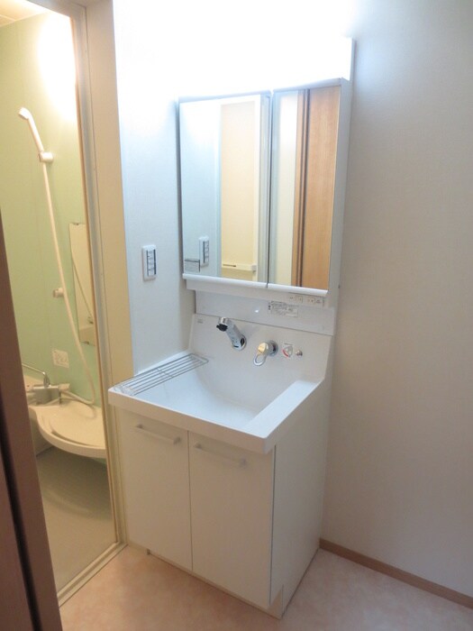 物件内観写真12　(洗面)