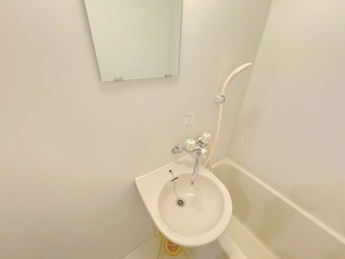 物件内観写真13　(洗面)