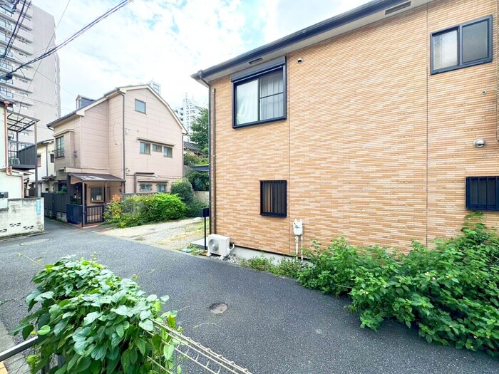 物件内観写真22　(室内からの展望)