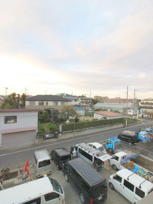 物件内観写真16　(室内からの展望)