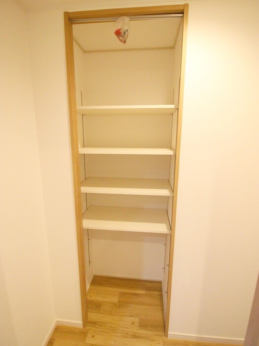 物件内観写真19　(収納)