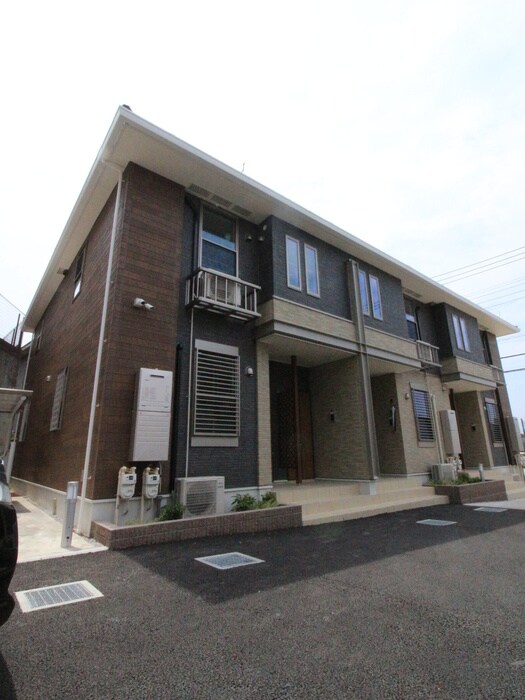 物件外観写真1　(外観写真)