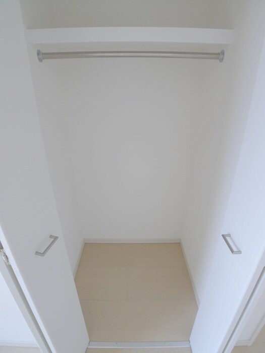 物件内観写真13　(収納)