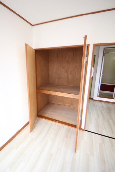 物件内観写真13　(収納)