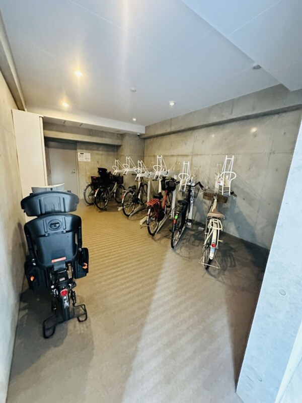駐輪場