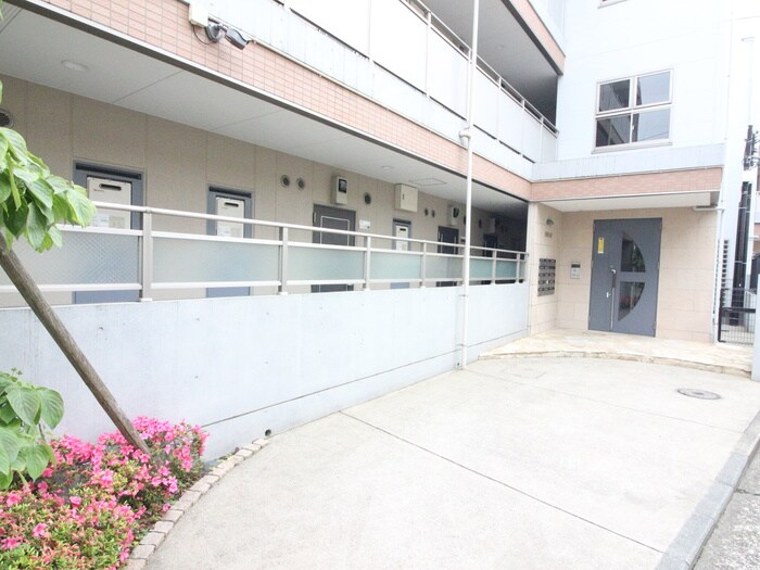 物件外観写真6　(外観写真)