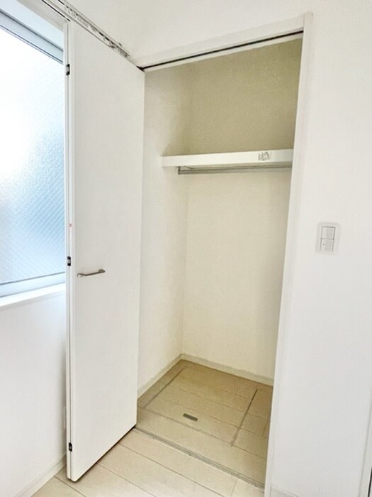 物件内観写真8　(収納)