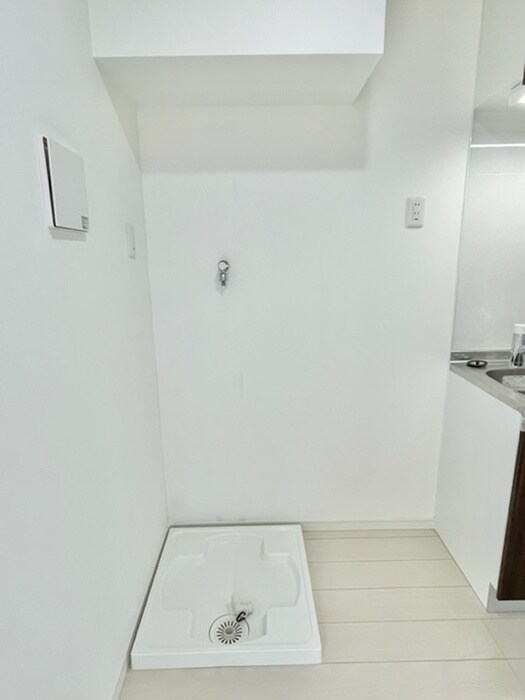 物件内観写真15　(洗濯機置場)