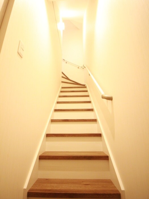 物件内観写真12　(廊下)