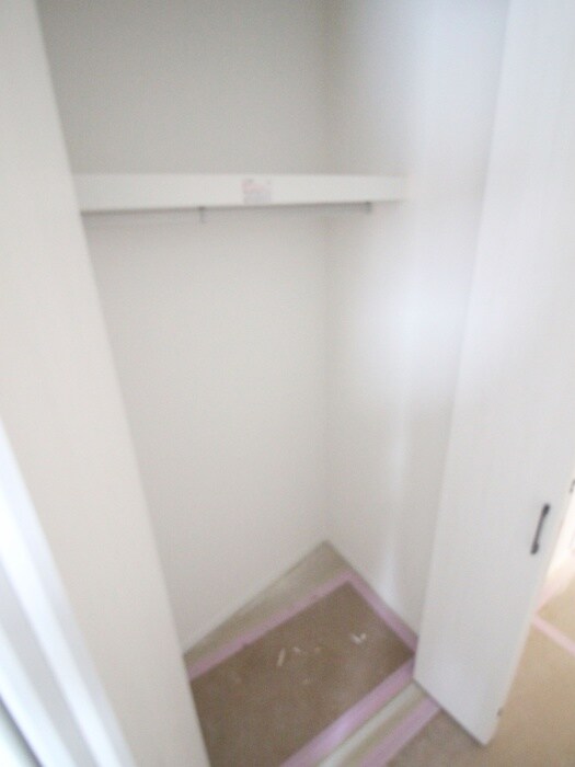 物件内観写真17　(収納)