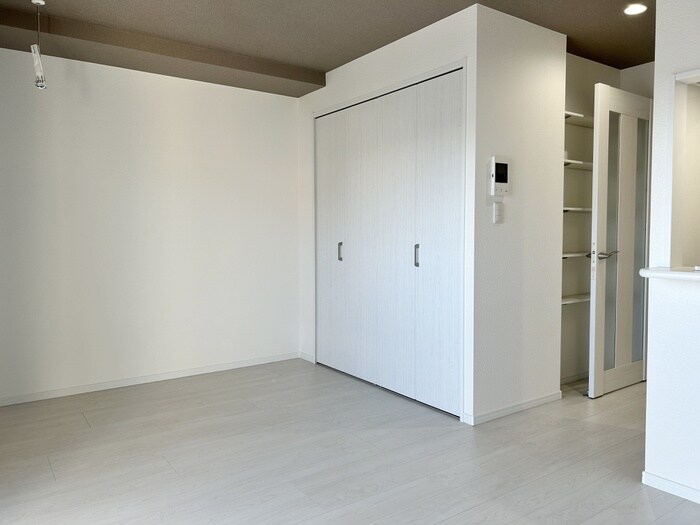 物件内観写真10　(内観写真)